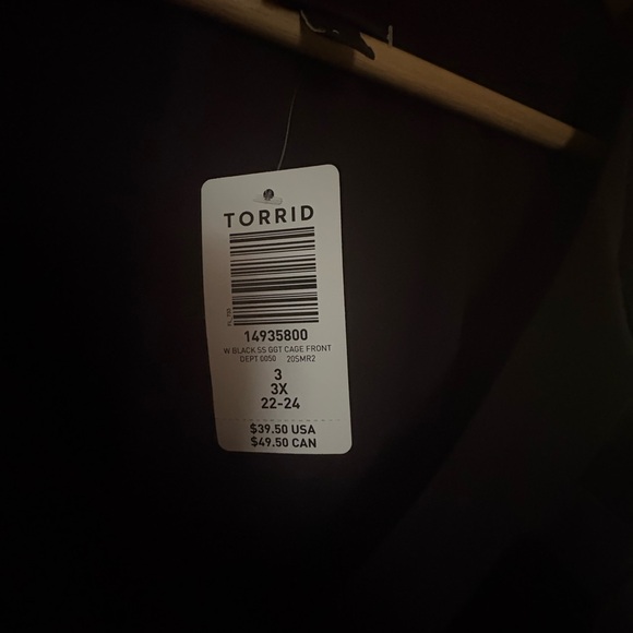 Torrid Black Cutout Women's Blouse - Picture 4 of 8